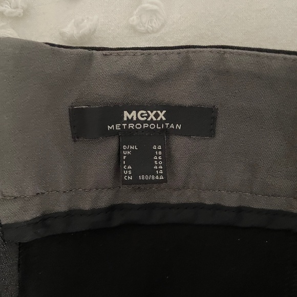 Mexx pencil skirt size 14 black - Picture 3 of 6